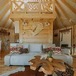 Jurta Na Wypasie - Luksusowy Namiot Z Widokiem Na Góry - Jacuzzi, Sauna, Split Ac, Private, Star View Casa de Férias *