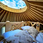 Jurta Na Wypasie - Luksusowy Namiot Z Widokiem Na Góry - Jacuzzi, Sauna, Split Ac, Private, Star View Casa de Férias