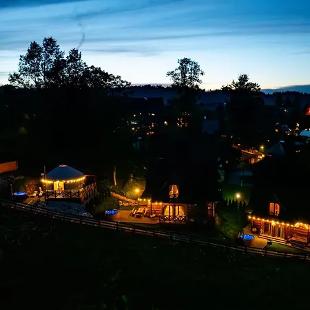 Casa de Férias Jurta Na Wypasie - Luksusowy Namiot Z Widokiem Na Góry - Jacuzzi, Sauna, Split Ac, Private, Star View