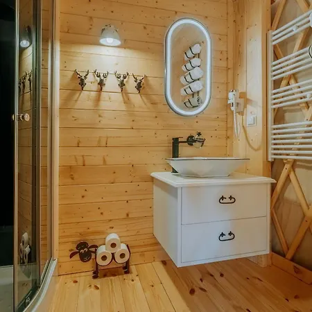 Vakantiehuis Jurta Na Wypasie - Luksusowy Namiot Z Widokiem Na Gory - Jacuzzi, Sauna, Split Ac, Private, Star View Zakopane