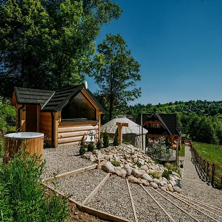 Vakantiehuis Jurta Na Wypasie - Luksusowy Namiot Z Widokiem Na Gory - Jacuzzi, Sauna, Split Ac, Private, Star View Zakopane