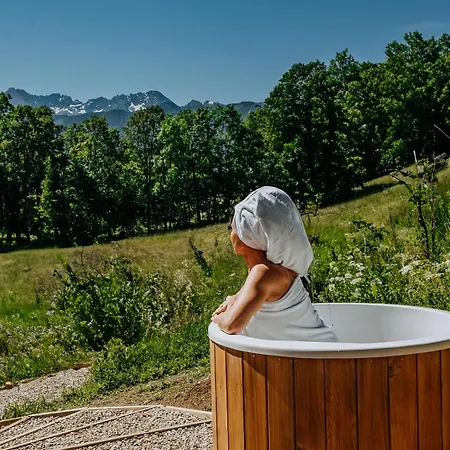 Jurta Na Wypasie - Luksusowy Namiot Z Widokiem Na Gory - Jacuzzi, Sauna, Split Ac, Private, Star View בית נופש