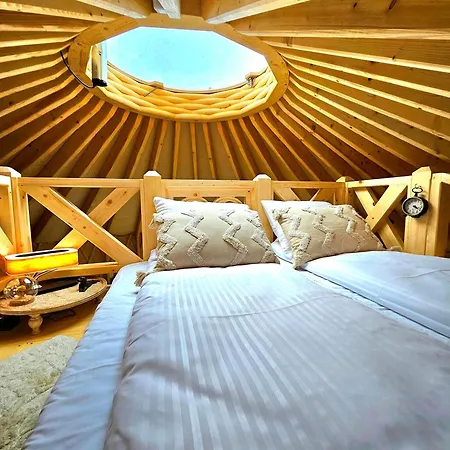 Jurta Na Wypasie - Luksusowy Namiot Z Widokiem Na Góry - Jacuzzi, Sauna, Split Ac, Private, Star View